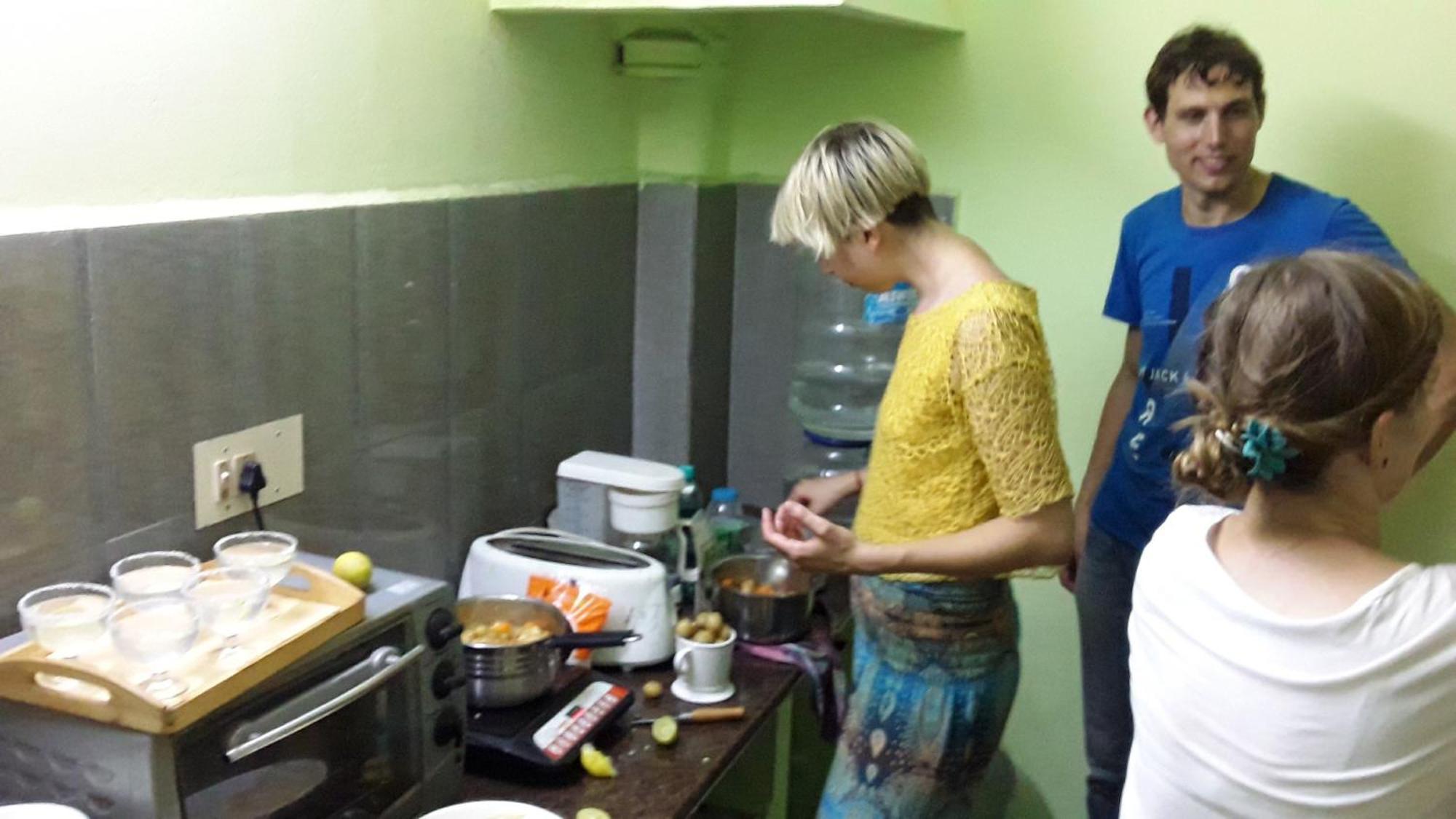 Valentine Budget Guest House Kottakuppam Екстер'єр фото